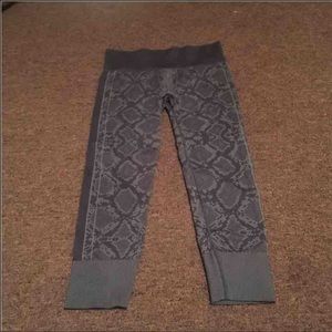 Lululemon From Ebb to Street Leggings size 12